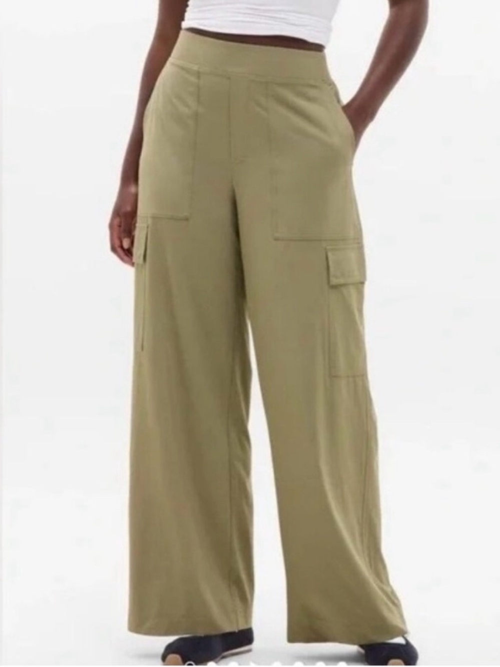 Athleta Brooklyn Heights Wide-Leg Cargo Pants